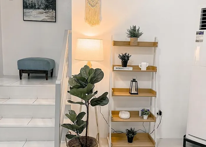 Apartment Elegant Family Staycation House - Sleeps Up To 30